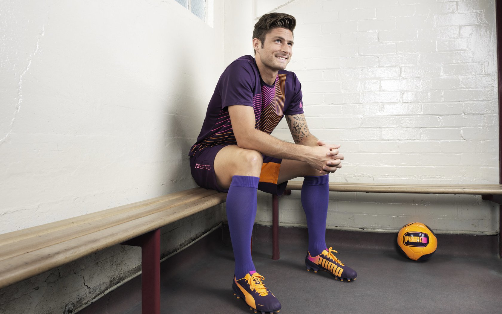 开云体育-双重惊雷，当绿茵场逆袭撞碎常规，另一片赛场上的张继科时刻早已定义何为惊艳