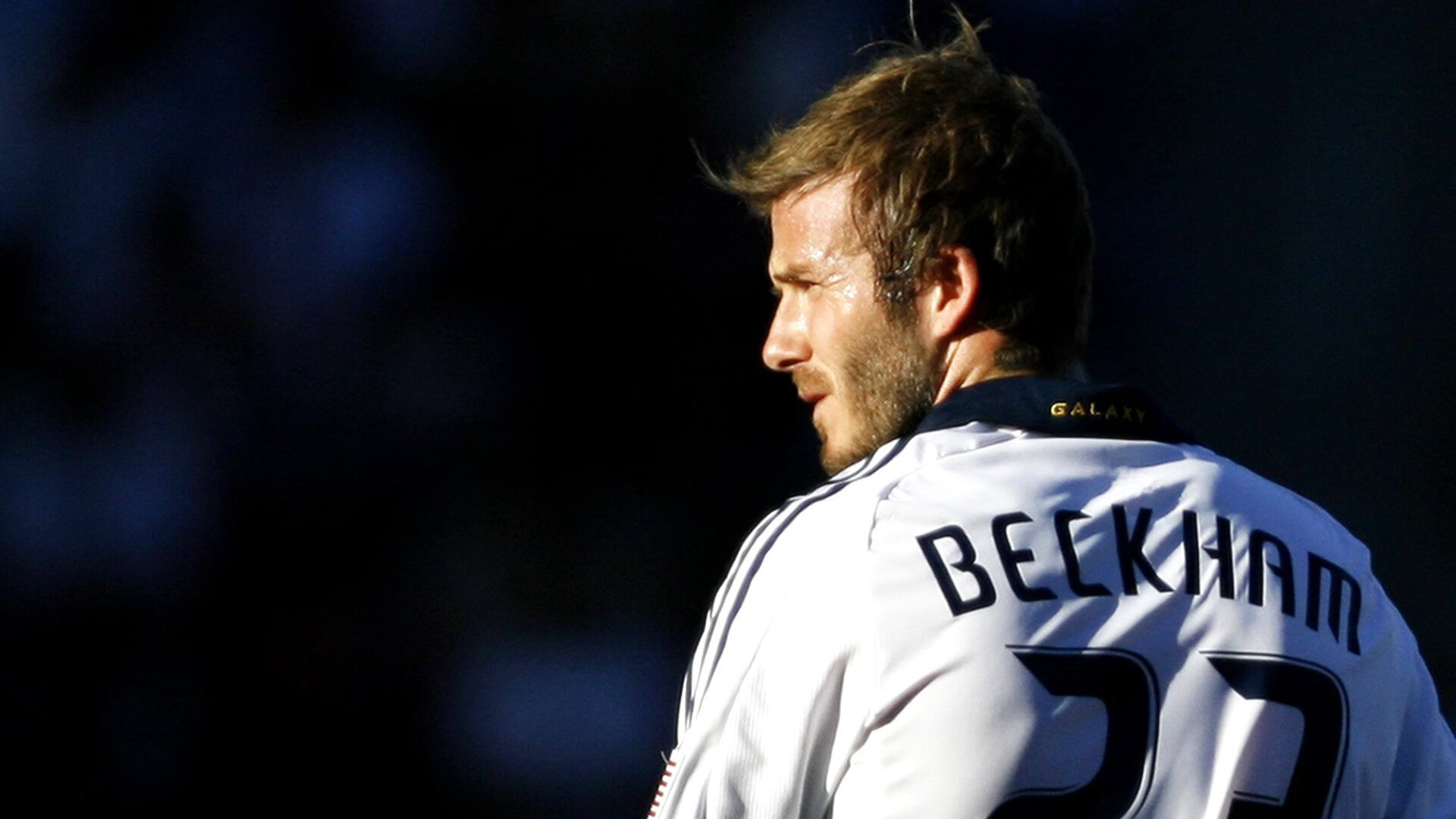 开云在线赛事平台-巨人觉醒!周琦32+15统治内线,上海队攻克北京主场